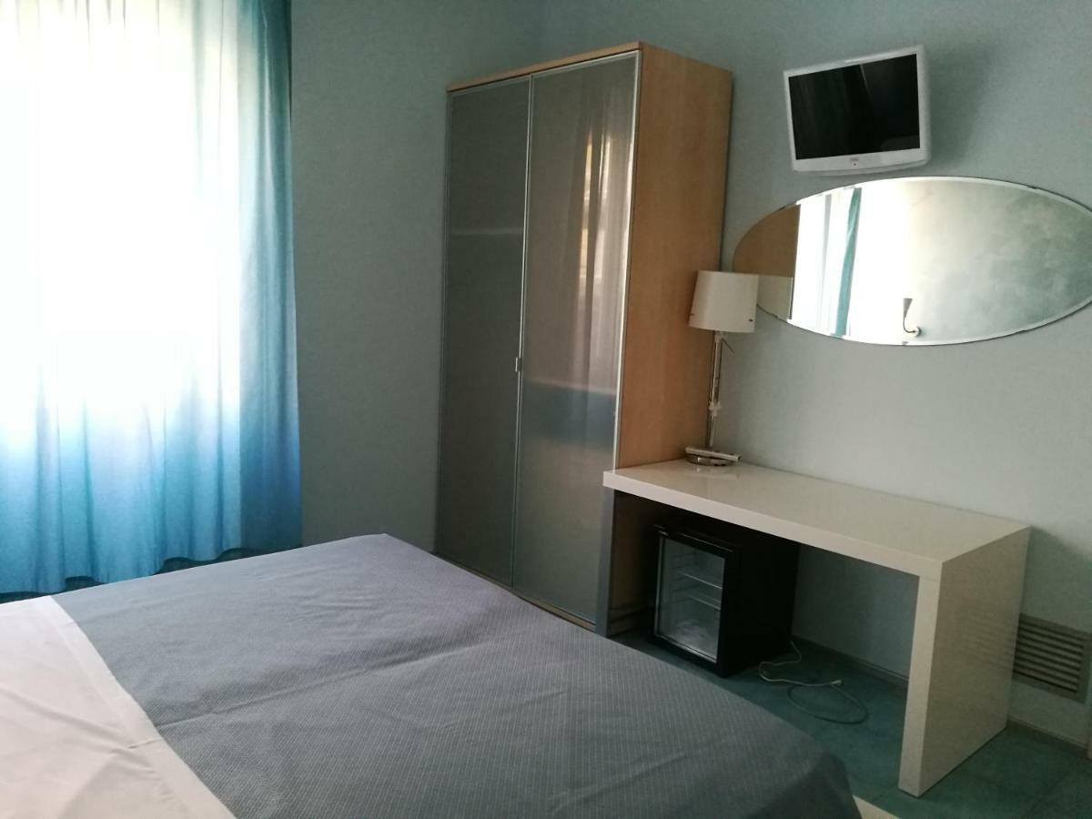 Rock Garden Bed & Breakfast Gaeta Ngoại thất bức ảnh
